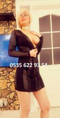 Çarşamba Escort Bayan: İri Gözleri ve Pürüzsüz Teni İle Fark Yaratıyor