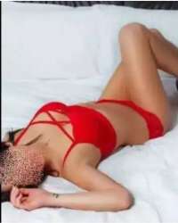 Şirinevler'in Yıldızı: Büyüleyici Bayan Escort